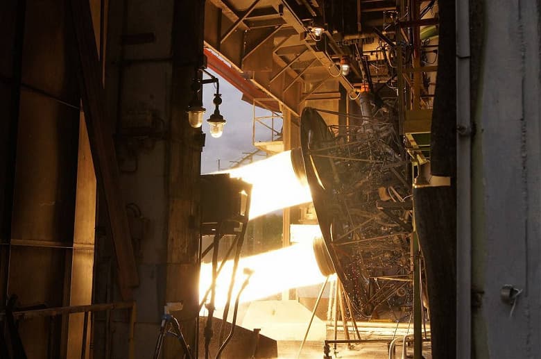 Роскосмос успешно испытал новый кислородно-керосиновый двигатель РД-0124МС для ракеты «Союз-5»