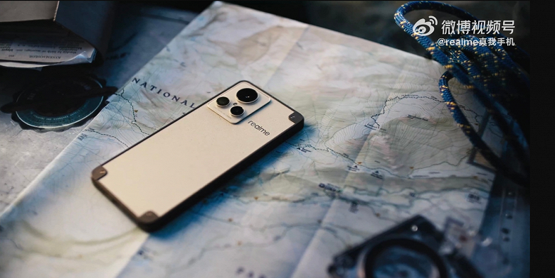 Металлический каркас и винты. Realme GT2 Master Exploration Edition впервые показали вживую