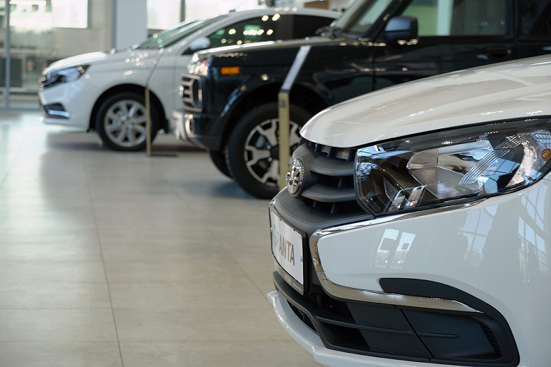 Теперь цены на автомобили в России будут снижаться