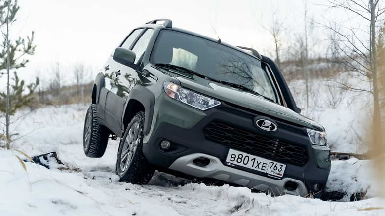 Любители отечественниых внедородников почти дождались. Глава АвтоВАЗа назвал сроки выхода Lada Niva Legend и Niva Travel