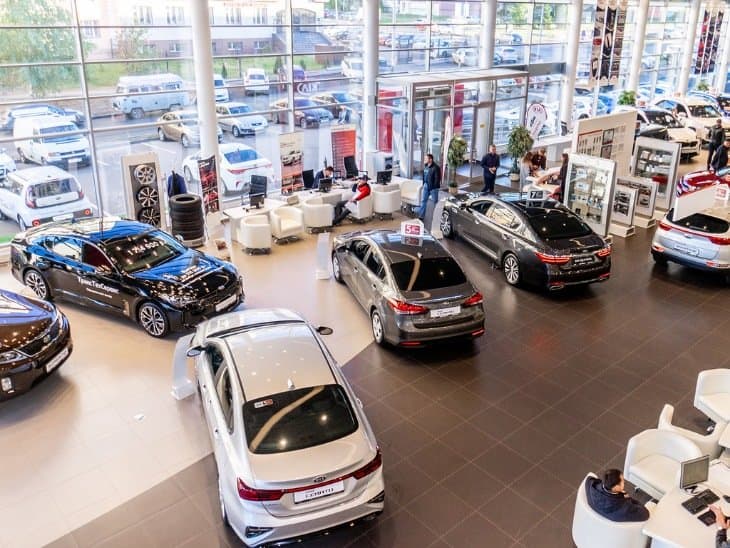 Полное восстановление в 2024 году, а в 2022 году падение составит всего 28%. Опубликован неожиданно оптимистичный прогноз развития автомобильного рынка России