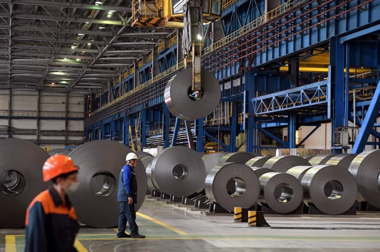 Крупнейший производитель стали возобновил поставки в Россию через Казахстан