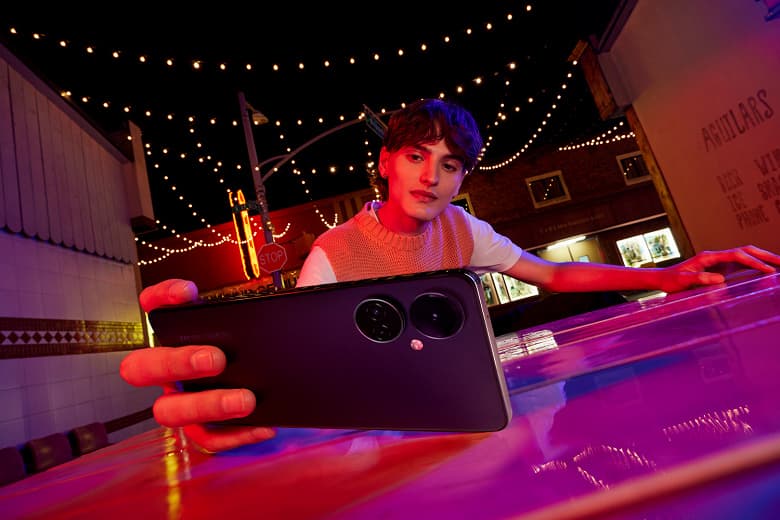 В России выходят Tecno Camon 19 Pro, Camon 19 и Camon 19 Neo. Характеристики и цены