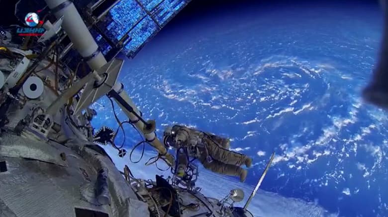В России разработали «спутники-спасатели» для космонавтов, работающих в открытом космосе. Их могут установить на российской орбитальной станции