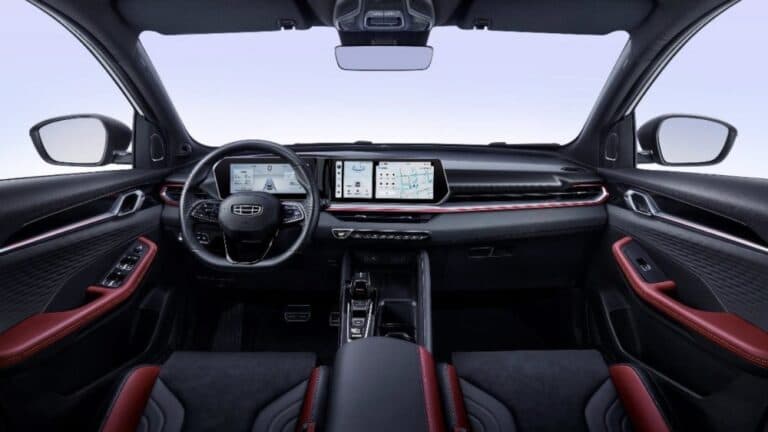 Совершенно новый Geely Coolray 2023 уже доступен для предзаказа. Названы очень привлекательные цены в Поднебесной