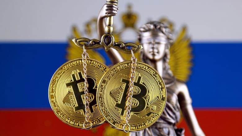 Владимир Путин запретил оплачивать товары и услуиг в России цифровыми финансовыми активами