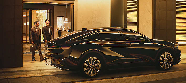 Представлена абсолютно новая Toyota Crown 2023: теперь это целых четыре модели