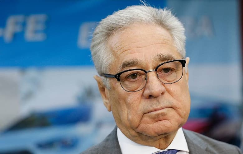 Седан и кроссовер, российская тяговая батарея, модульная платформа и расширители пробега. Глава «Автотора» рассказал много всего интересного о первых массовых российских электромобилях