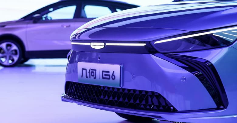 Новейшие электромобили Geely оказались недорогими. Объявлена стоимость Geely Geometry G6 и M6