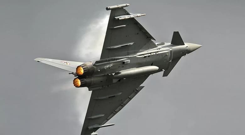 Sky News: проблемы с обучением летчиков в Великобритании – из-за России