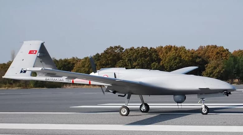 На Украине построят завод по производству беспилотников Bayraktar. В них будут использоваться украинские двигатели