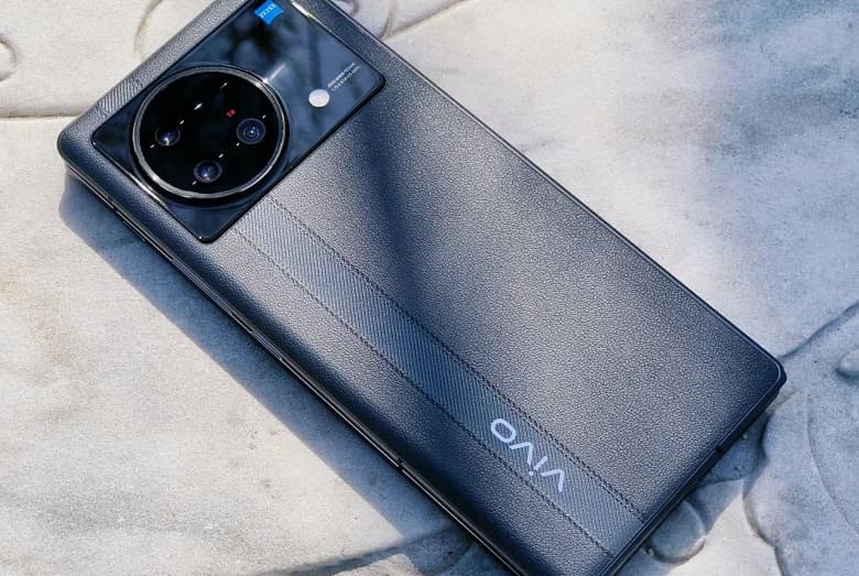 В августе выходит целая россыпь складных смартфонов: Samsung Galaxy Z Fold 4/Flip 4, Xiaomi Mix Fold 2 и Vivo X Fold 2