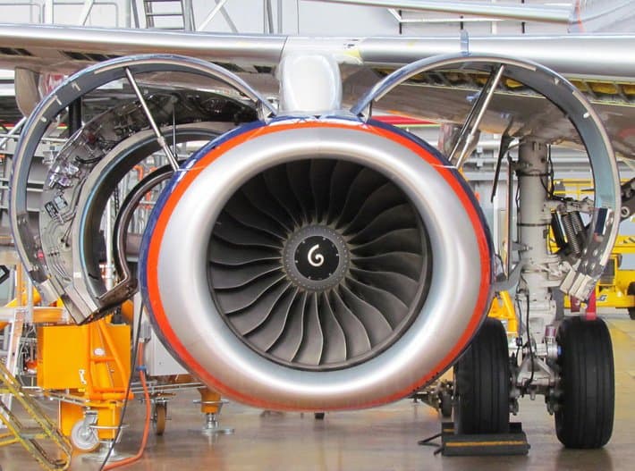 Французы не нужны. Россия сама будет обслуживать российско-французские двигатели SaM-146 самолётов SSJ 100