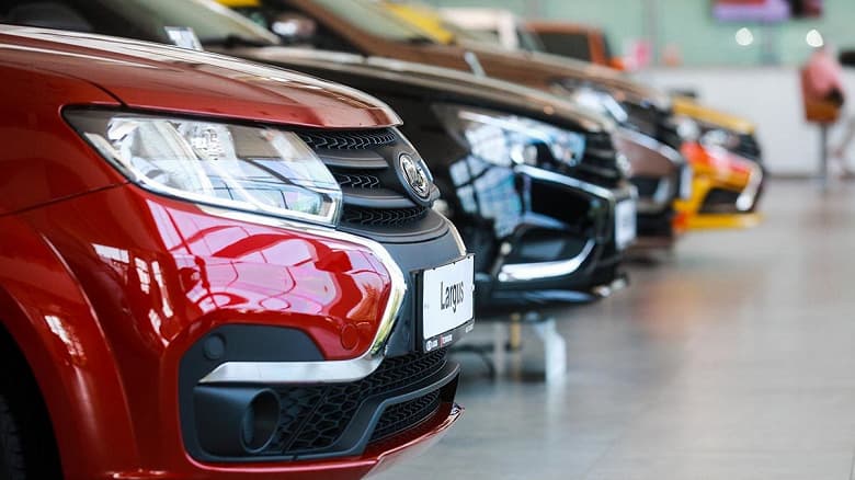 В России снизилась средняя стоимость новых автомобилей В России снизилась средняя стоимость новых автомобилей