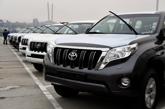 По 600 машин в день: импорт иномарок в Россию через Владивосток резко подскочил По 600 машин в день: импорт иномарок в Россию через Владивосток резко подскочил