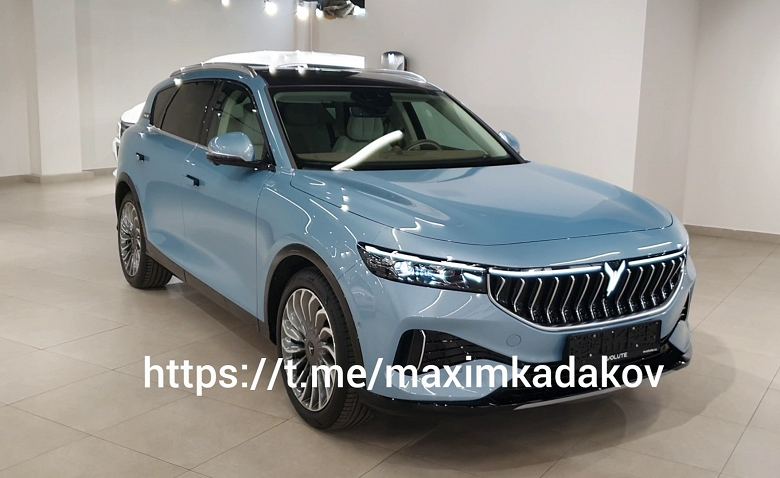 «Тот неловкий момент, когда дизайн китайского электрокара нравится больше, чем многие европейские машины». Главный редактор «За рулем» о кроссовере Voyah Free, который может появиться в России под брендом Evolute