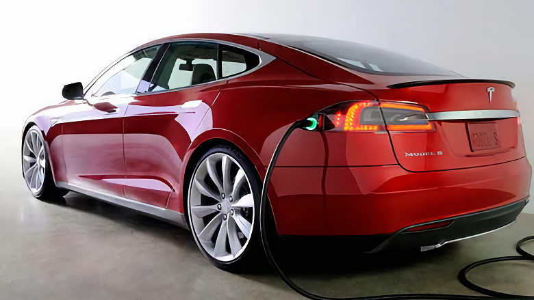 В России представили настенную зарядную станцию для электромобилей