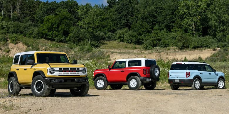 Представлены ретроверсии  Ford Bronco и Bronco Sport