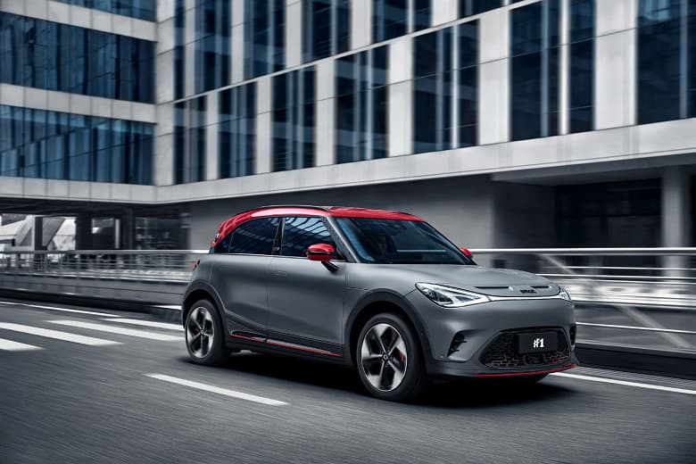 Этот Smart обойдёт многие Porsche. Smart #1 Brabus мощностью 428 л.с. рассекречен до анонса