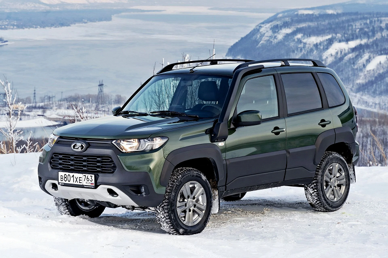 АвтоВАЗ переключается на Lada Niva Travel 2022. Производство модели Niva Legend 3D сокращается