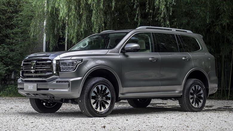 «Танки» рвутся в Россию. Конкурент Toyota Land Cruiser 200 уже проходит испытания