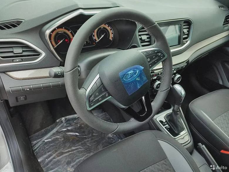 Lada Vesta SW NG уже продают на Avito. Цена – «всего» 1 950 000 рублей