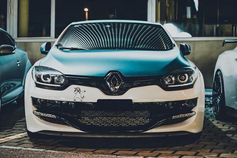 АвтоВАЗ нашел для российских Renault оригинальные запчасти. Поставки уже начались