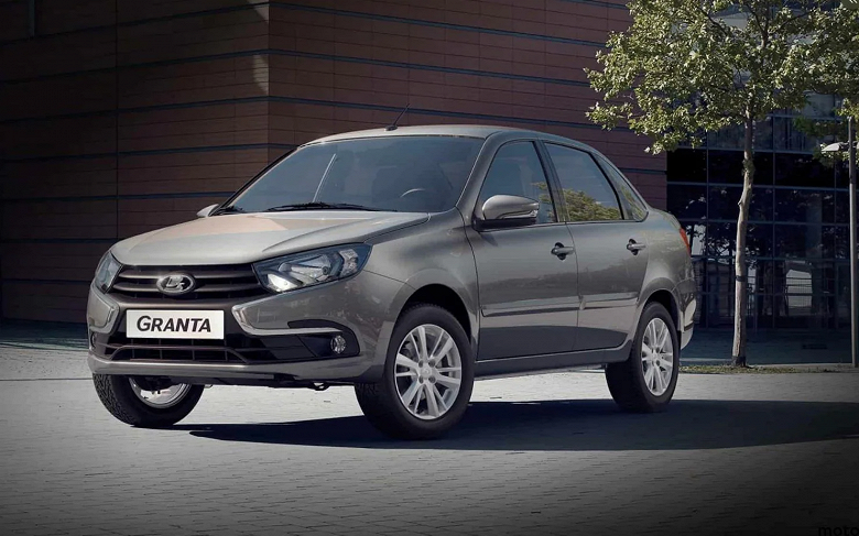Поиграем ценами: АвтоВАЗ упразднил одну из комплектаций Lada Granta Classic 2022