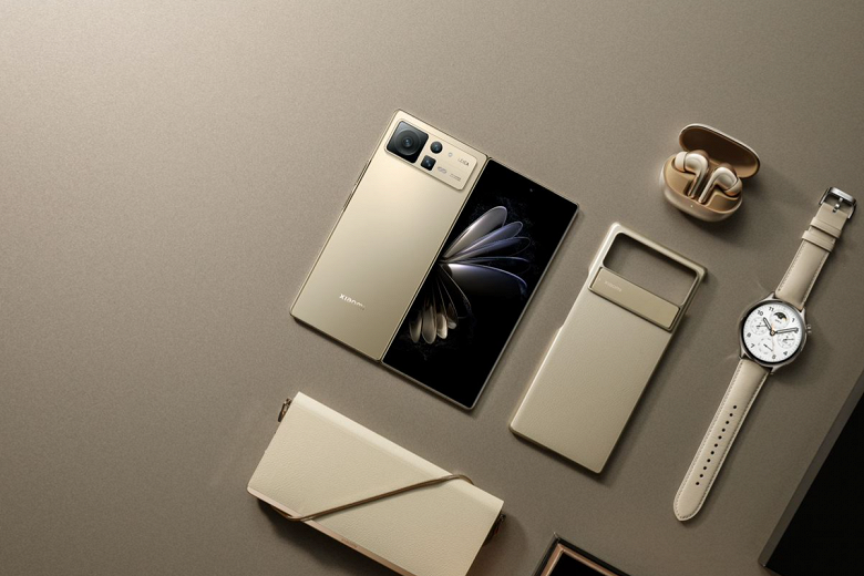 Тоньше быть не может. Глава Xiaomi заявил, что Xiaomi Mix Fold 2 — это почти предел толщины для смартфона