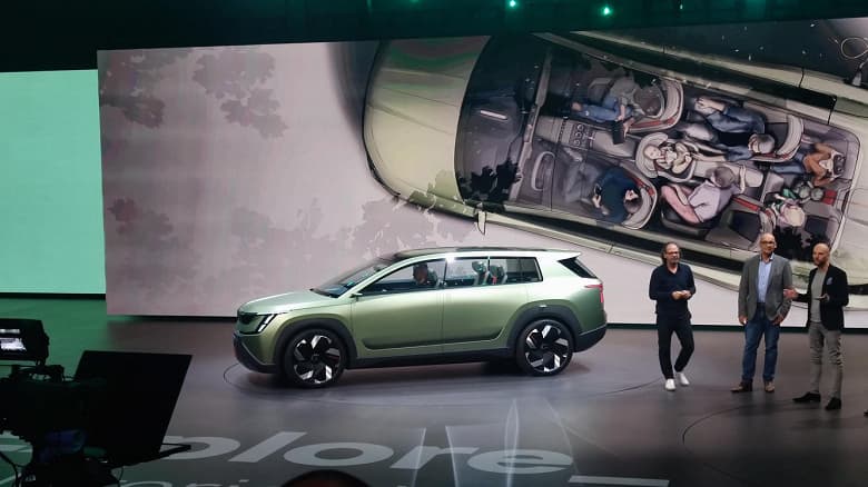 Представлен Skoda Vision 7S — первый автомобиль компании в совершенно новом стиле Представлен Skoda Vision 7S — первый автомобиль компании в совершенно новом стиле