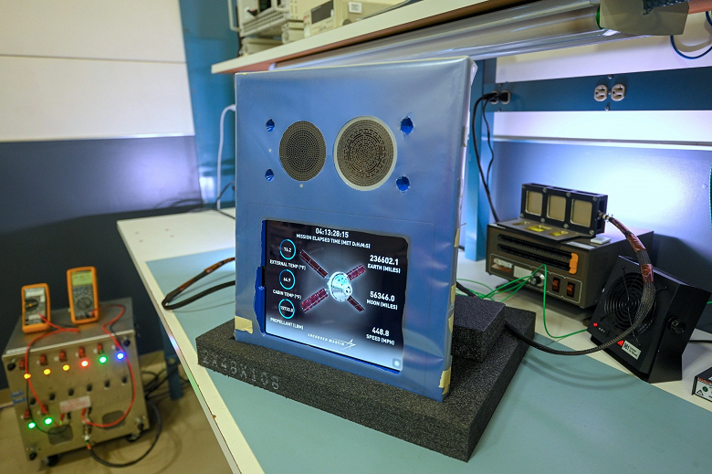 NASA отправляет iPad на Луну