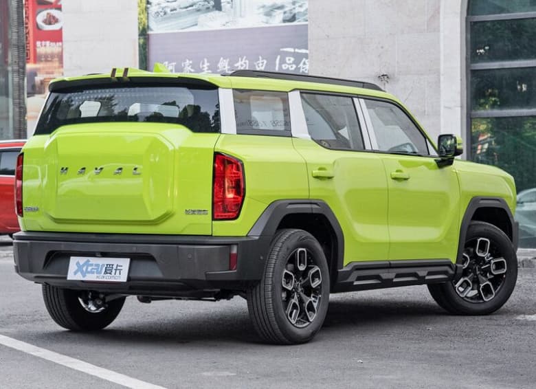 «Крутой пёс» Haval с 18 динамиками JVC за 1 млн рублей. Новейший кроссовер поступил в продажу в Китае