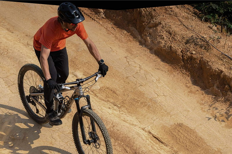 AMOLED, 150 спортивных режимов, GPS, датчики ЧСС и SpO2, водозащита 10 ATM и 24 дня автономной работы. Неубиваемые умные часы Amazfit T-Rex 2 прибыли в Россию