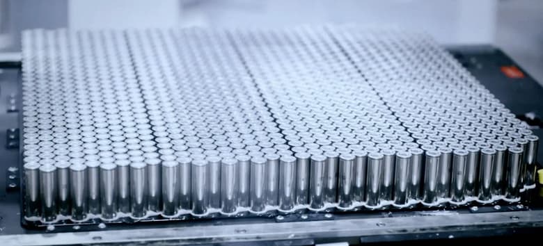 Panasonic планирует построить в США уже третий завод по производству аккумуляторов для электромобилей