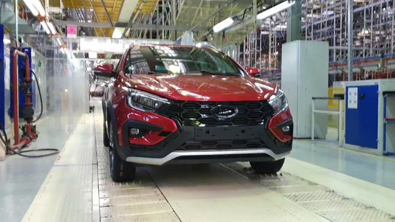 До свиданья, Lada Vesta. В Ижевске собрали последнюю в 2022 году Vesta – видео