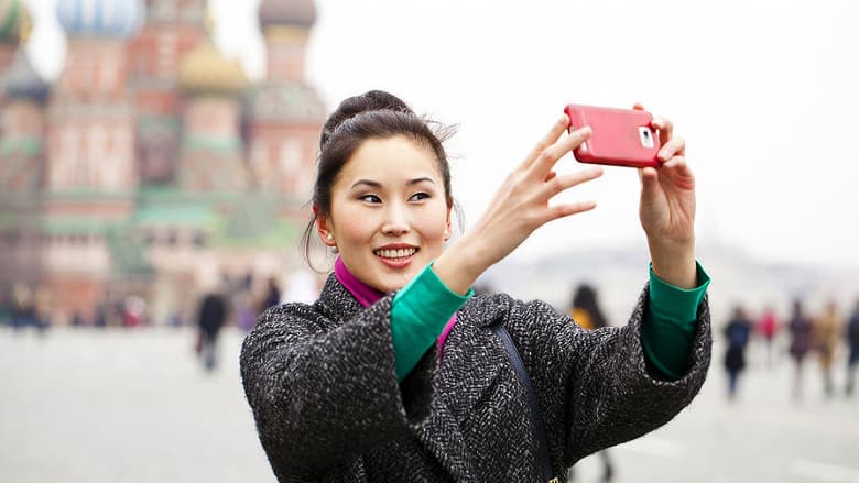 Туристов в России хотят «помечать» QR-кодами, в них будут внесены данные о поездке. Закон уже есть