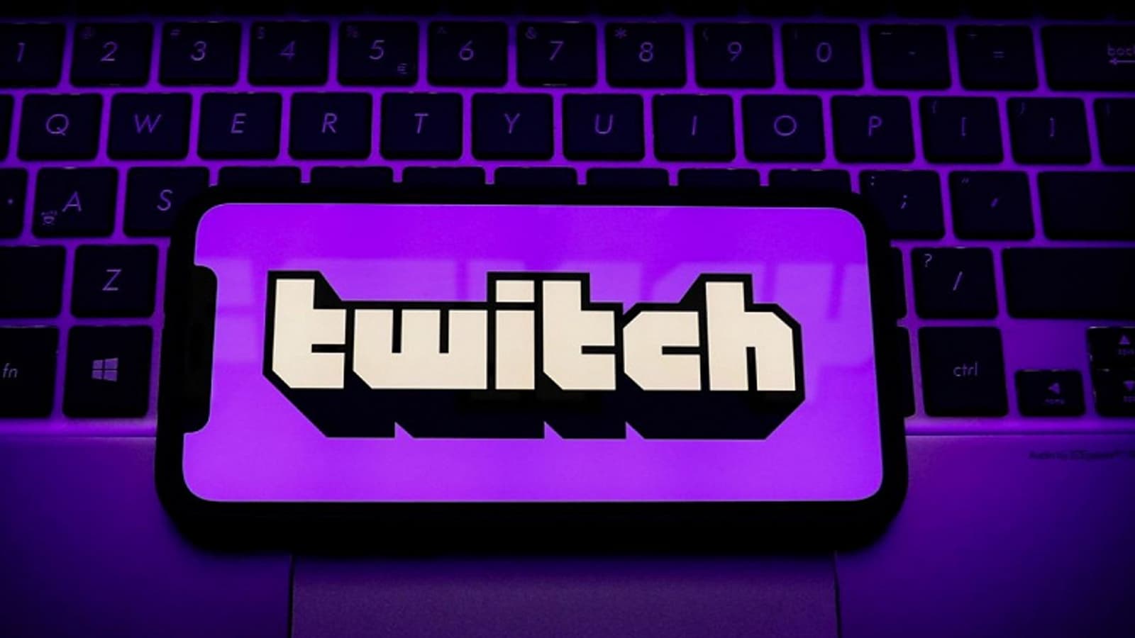 Twitch грозит новый штраф до 4 млн рублей за отказ удалить фейки