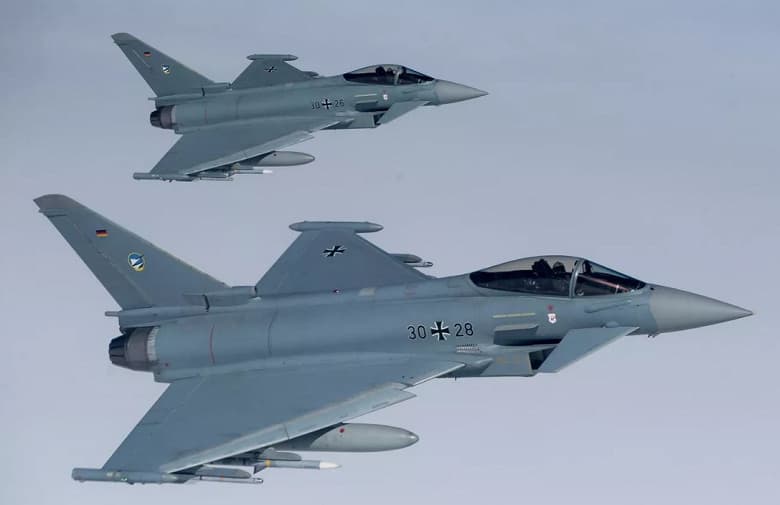 В Великобритании проблемы с обучением военных летчиков – не хватает самолетов и инструкторов