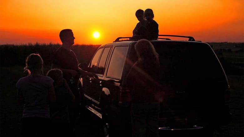 Это бизнес: автопродавцы начали активно искать подходящих людей для льготной растаможки со скидкой 50%