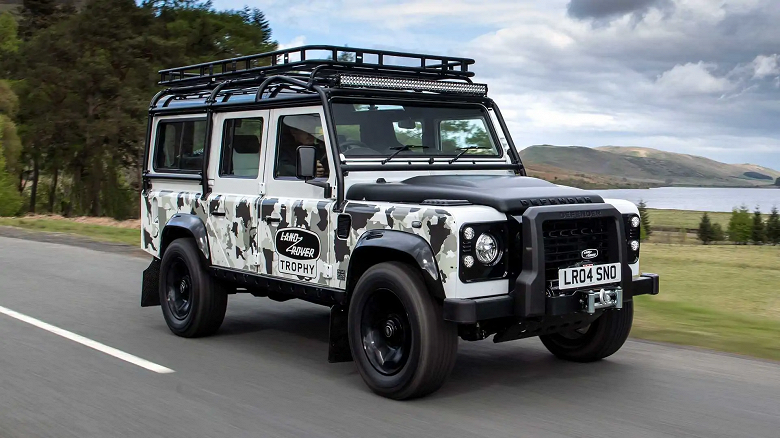Классический рамный Land Rover Defender вернулся на конвейер