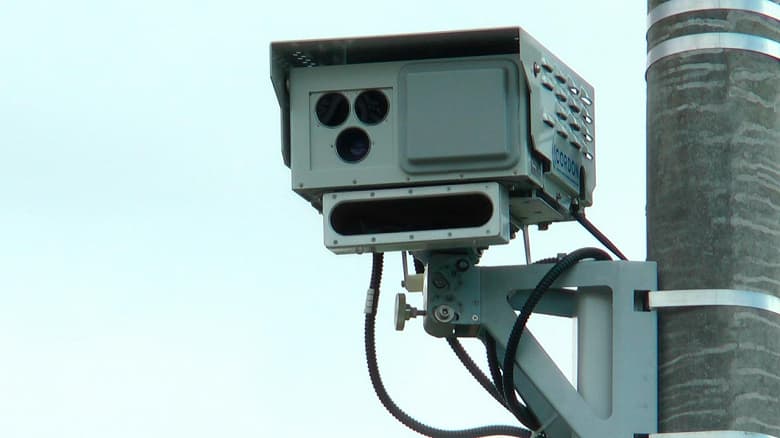 «Давно пора навести порядок в этой сфере». Депутат предлагает демонтировать 70% дорожных камер в России