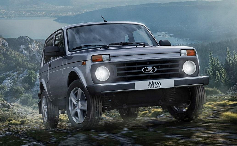АвтоВАЗ рассказал, сколько всего продано упрощённых Lada Granta и Lada Niva Legend