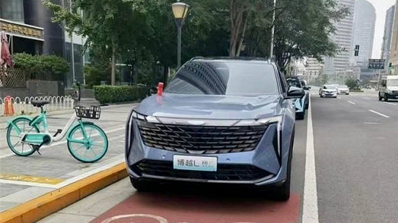 Соверешнно новый Geely Atlas L получит множество версий с разными двигателями