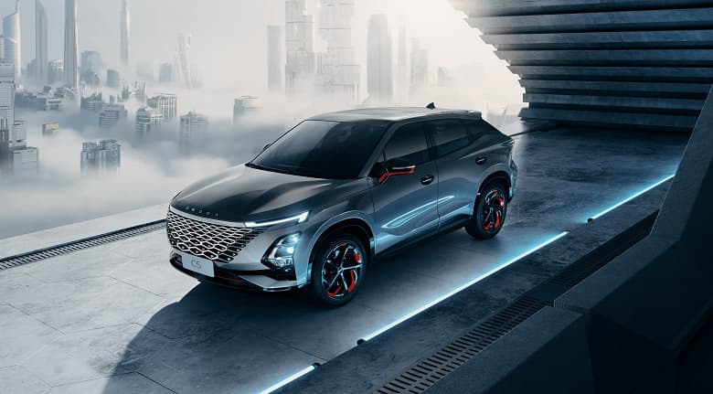 Один из последних секретов российской версии кроссовера Omoda C5 раскрыл официальный сайт. Обнародована цветовая гамма