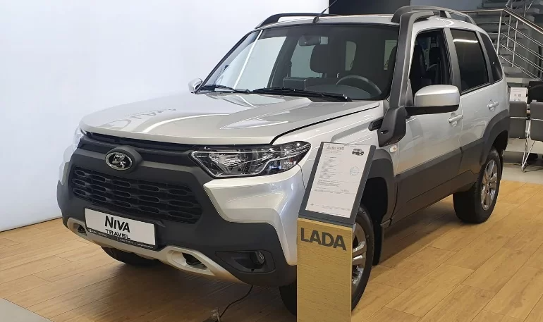 Lada Niva Travel почти за 2 млн рублей. Сколько накручивают дилеры на Lada Niva Travel?