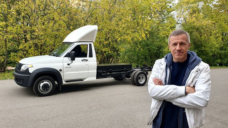 «Я поездил на электрогрузовике EVM Pro». Главный редактор «За рулем» назвал стоимость электрической версии УАЗ «Профи», оснащенной отечественным электромотором