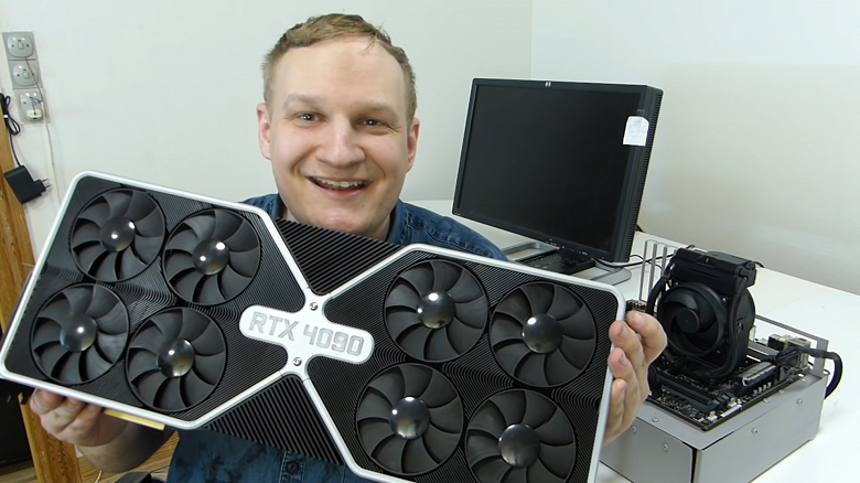 Nvidia может выпустить настоящего монстра с энергопотреблением 800 Вт и четырёхслотовым кулером. Такой может быть новая модель Titan Nvidia может выпустить настоящего монстра с энергопотреблением 800 Вт и четырёхслотовым кулером. Такой может быть новая модель Titan