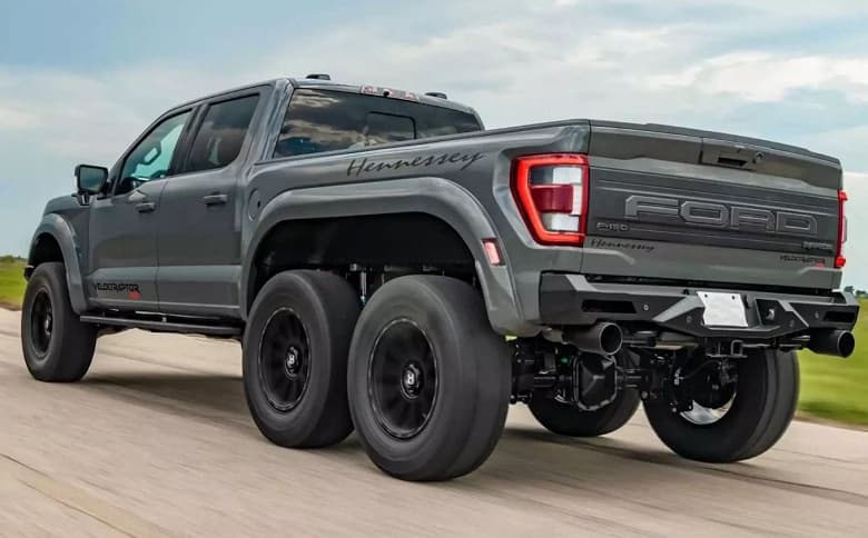 Велоцираптор мощностью 566 л.с. Представлен шестиколесный VelociRaptor 6x6 на базе народного американского пикапа Ford F-150