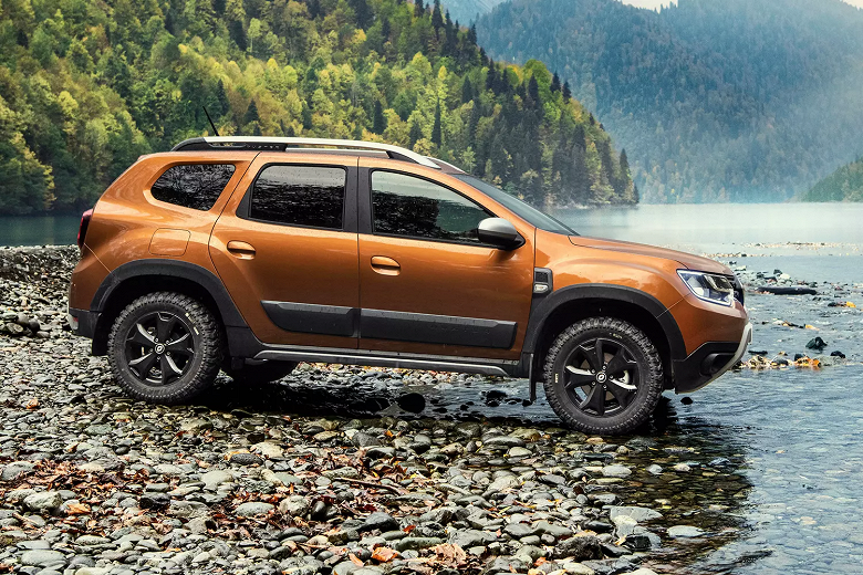 «Мы должны платить фирме Renault роялти». Почему АвтоВАЗ не хочет выпускать Lada Duster