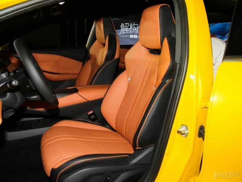 5 метров длины, запас хода 630 км, полный привод и 217 л.с. за 26 000 долларов. За три дня на электромобиль GAC Hycan A06 в Китае подано 30 000 заявок на покупку